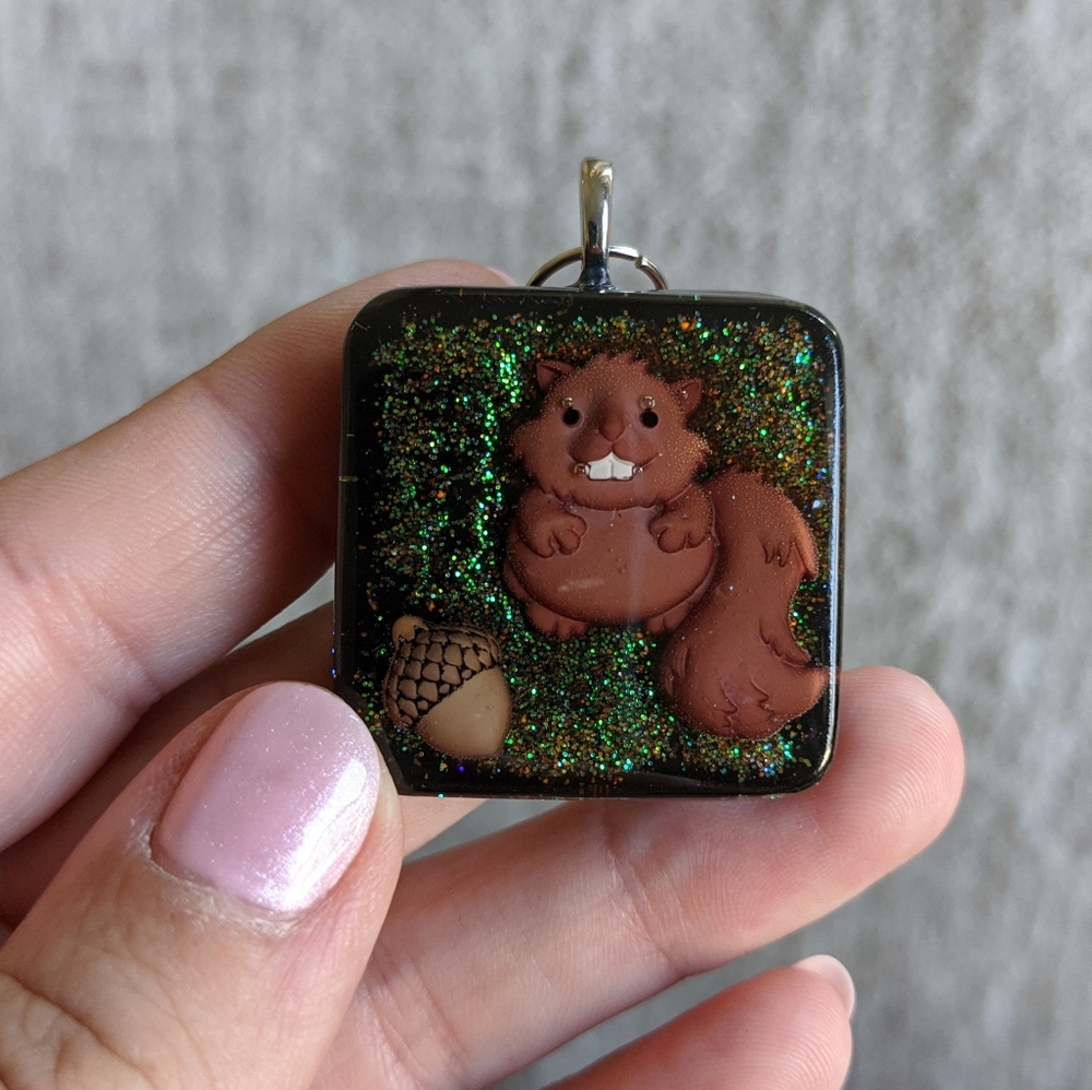 🌈BOGO🌈 Resin Keychain - Squirrel